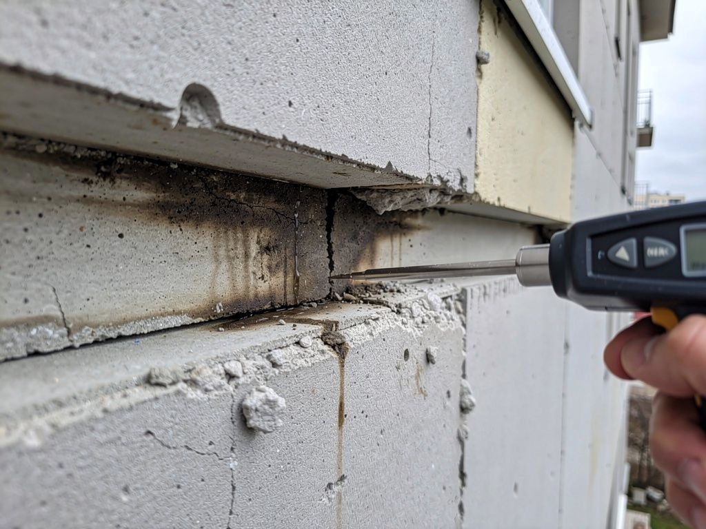 Fehlerhafte Anschlüsse von Balkonplatten an Außenwand im Neubau …