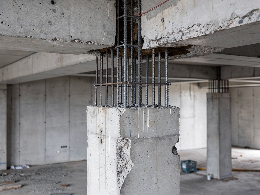 Fehlerhafte Verankerung von Stahlbetonstützen im Rohbau – Tragwerksrisiken …